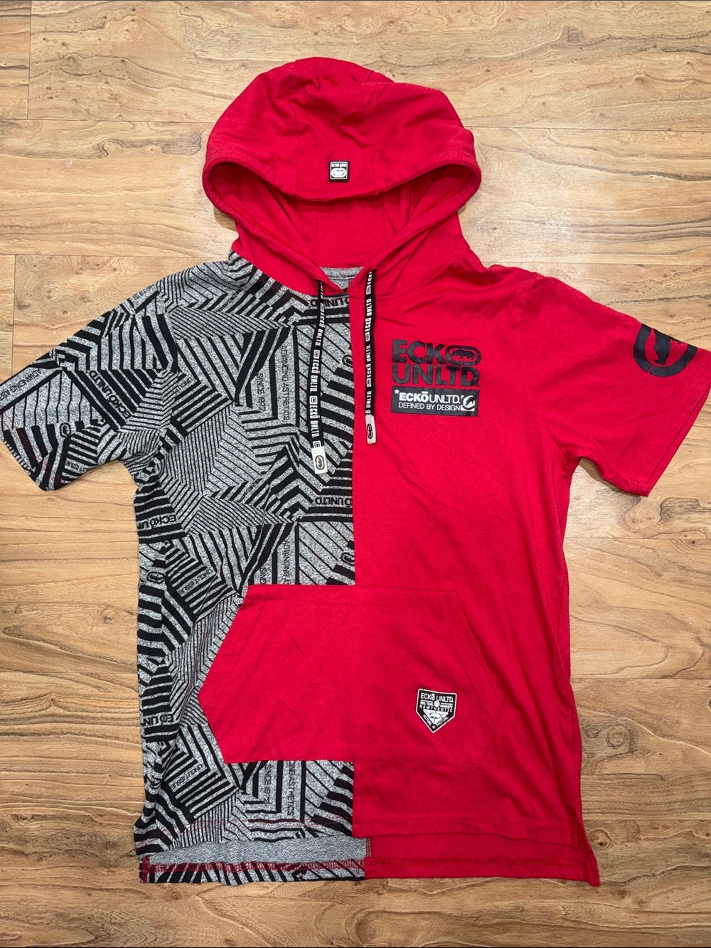 Ecko Unlimited Red and Gray Split-Graphic Short-Sleeve Hoodie